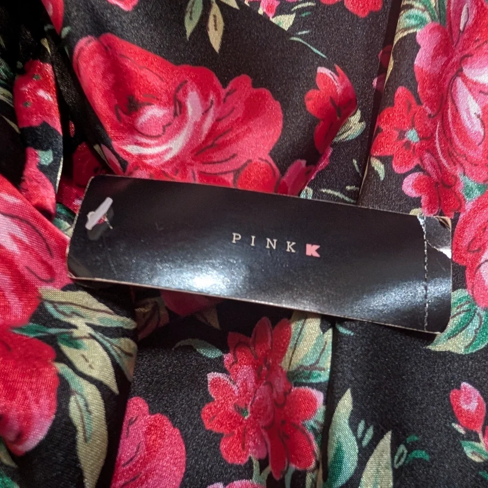 New Women's Pink K Robe Lingerie Tie Waist Flowers‎ Black Pink Roses Size Small